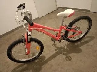 Bicicleta Trek MT60 20 Rosa.