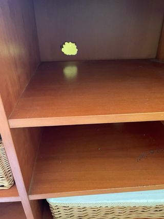 Mueble auxiliar madera y mimbre