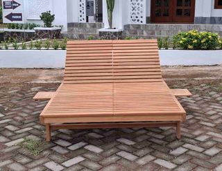 Tumbona doble teca jardín