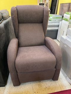 Sillón relax marrón sin usar