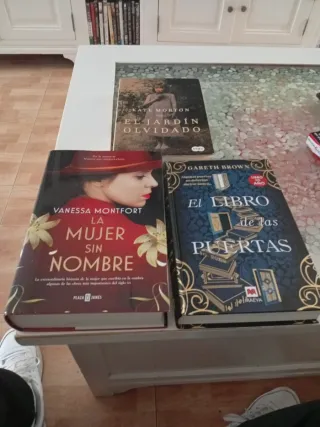 3novelas a 5€ cada una