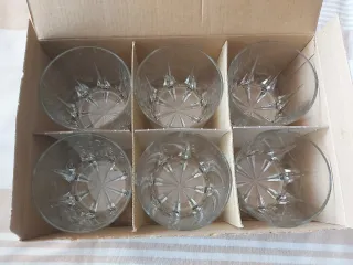 Vasos de cristal tallado