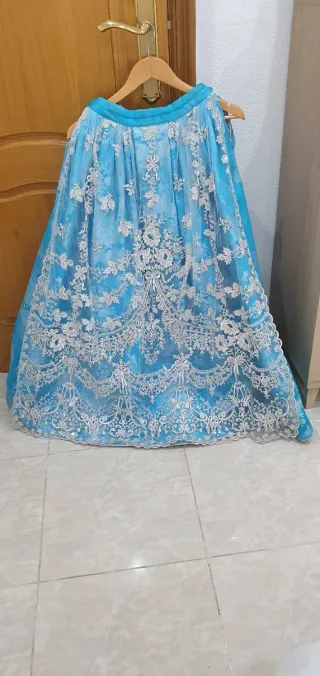 Traje Fallera Siglo XVIII Azul y plateado