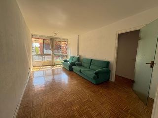 Piso en venta en Valdezarza en Madrid