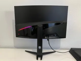 Monitor MSI Optix MAG321CURV 32 4K Curvo