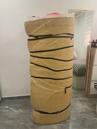 Colchón de esponja, condiciones aceptables, 20€