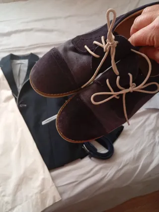 Traje Comunión o eventos Niño T12 y zapatos T36.