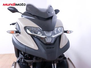YAMAHA TRICITY 300