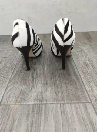 Zapatos cebra talla 36