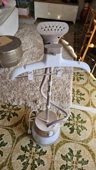 Centro de Planchado Vertical Vapor Philips.