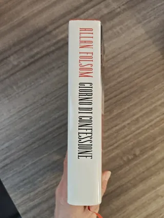 Romanzo "giorno di confessione"