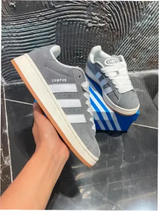 Adidas Campus 00s Gris Blanco Talla 36