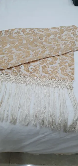 Pañolón Fallera Dorado y Blanco
