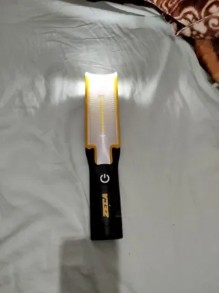 Lampada LED Zeca Ricaricabile