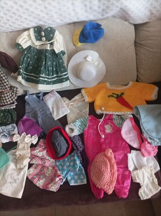 Ropa variada muñecas