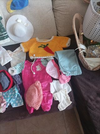 Ropa variada muñecas