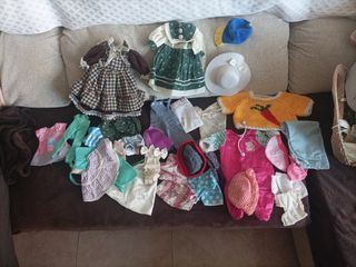 Ropa variada muñecas
