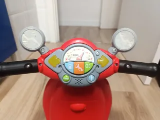 Correpasillos Moto Vespa Chicco Roja