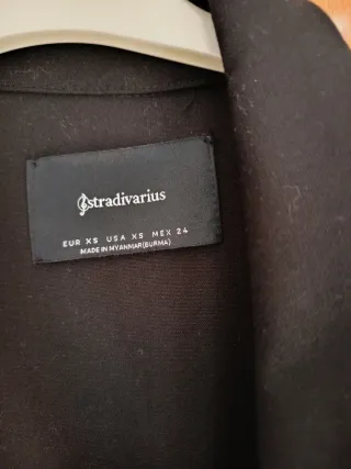 AMERICANA NEGRA STRADIVARIUS