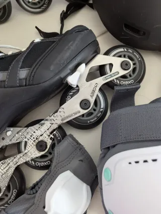 Patines en línea ajustables Oxelo + protecciones