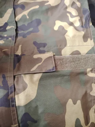Pantalón impermeable ejército con tirantes