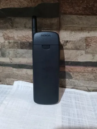 Teléfono Nokia 1610 vintage clásico