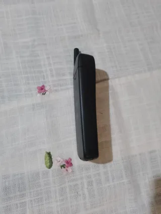 Teléfono Nokia 1610 vintage clásico