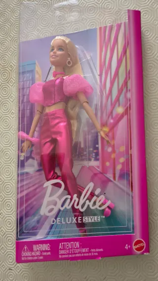 Barbie Deluxe Style 2025 (mai aperta)