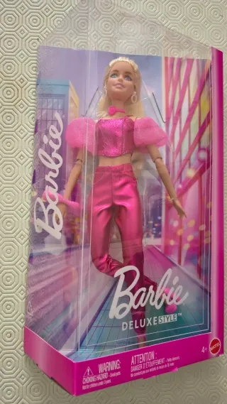Barbie Deluxe Style 2025 (mai aperta)