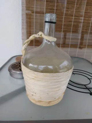 Cántaro de barro antiguo