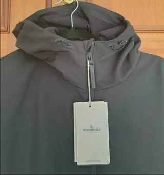 CHAQUETA / ABRIGO/SOFTSHELL