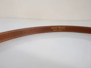 Cintura donna pelle fibbia oro