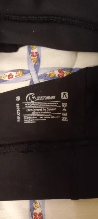 Sujetador deportivo Titan Box Wear negro. Talla S.