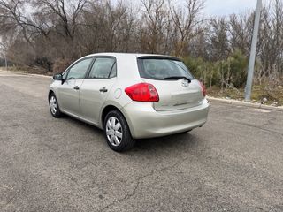 Toyota Auris 2009 PEGATINA MEDIOAMBIENTAL 70€/MES