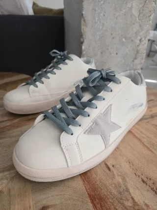 Tenis Golden Goose Blancos y Grises