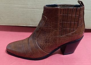 Botín Mango marrón. Talla 37