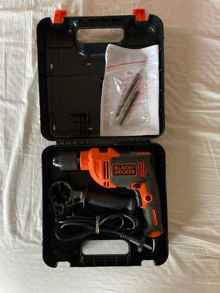Taladro Percutor Black+Decker 710W