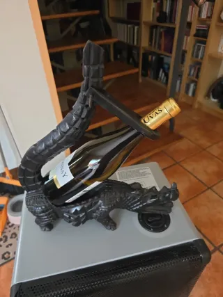 Supporto per vino artigianale africano