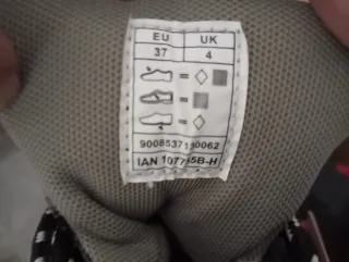 Botas de trekking mujer grises y rojas