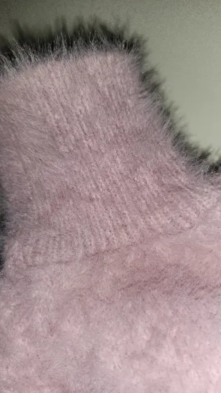 Chaquetita rosa peluche botones dorados