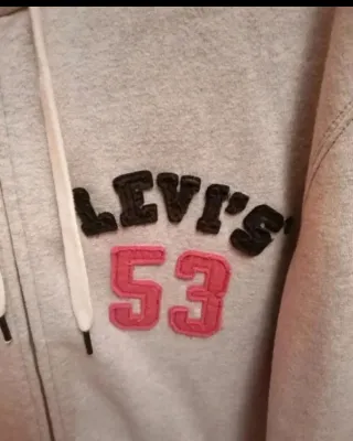 Chaqueta Levi's Gris con Rosa