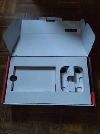 Caja Nintendo Switch Gris