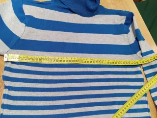 Lote 2 jerséis. Varios