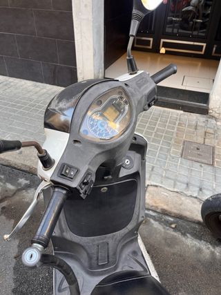 Peugeot Tweet 125cc 2016 - ruido motor