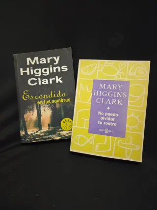 Lote 9 novelas Literatura policíaca