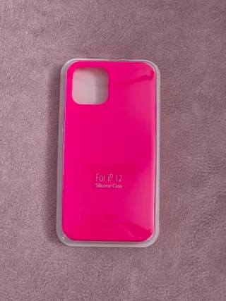 Custodia in silicone rosa per iPhone 12