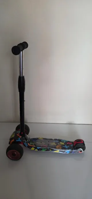 Patinete 3 ruedas infantil con luces