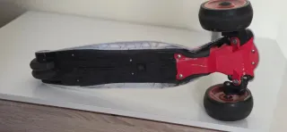 Patinete 3 ruedas infantil con luces