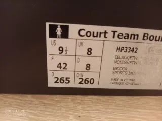 Zapatillas Adidas Negras y Amarillas