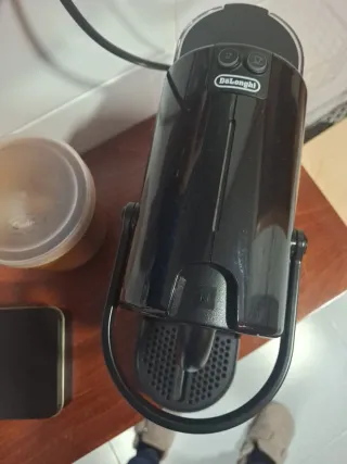 Cafetera Nespresso Inissia Negra